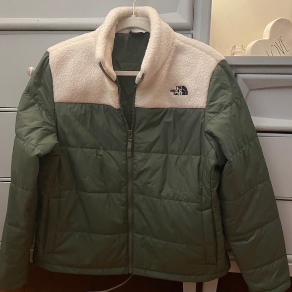 The North Face Jackets & Blazers - NWOT north face jacket